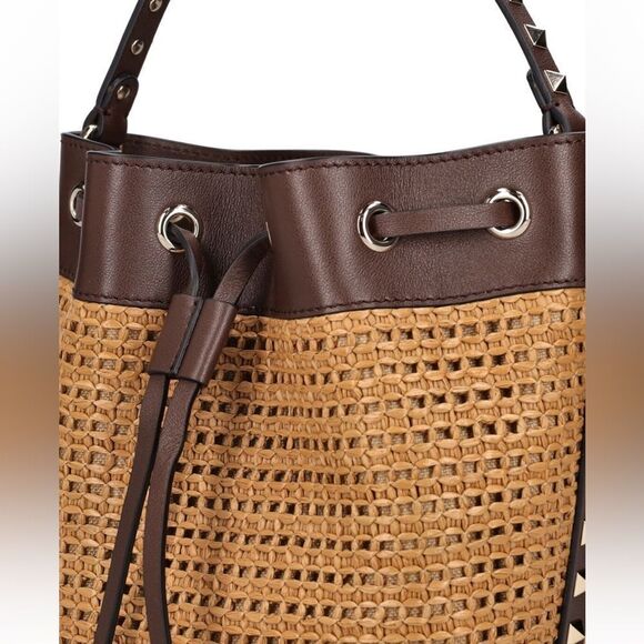 Valentino Garavani Rockstuf Raffia Effect Bucket Bag Tobacco / Cacao NWT - Picture 6 of 7